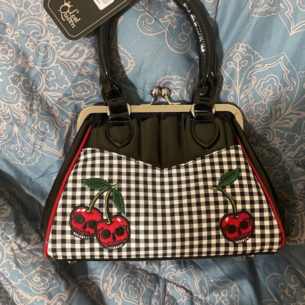 Lost Queen cherry purse